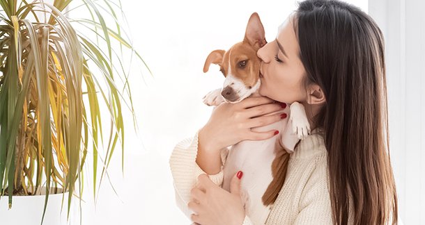 D3_How-Dogs-Can-Improve-Mental-Health-in-Young-Women